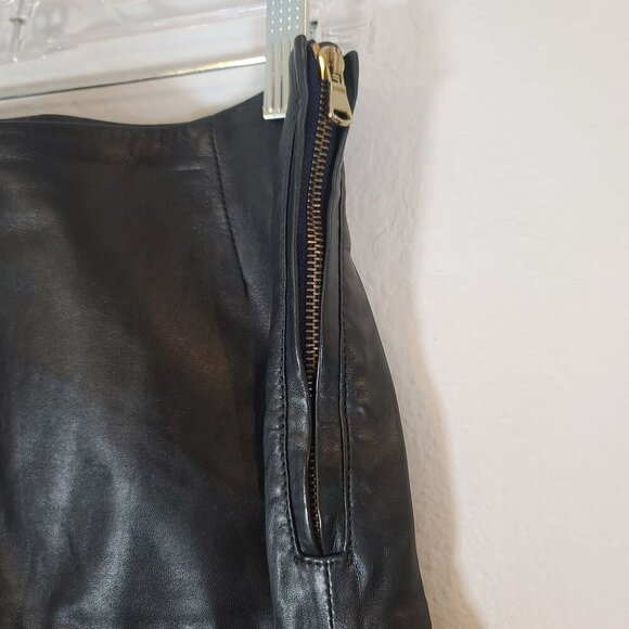 Red Valentino Lambskin Leather Black Mini Skirt Scalloped Hem‎ Eyelet Detail 38 - Picture 6 of 14